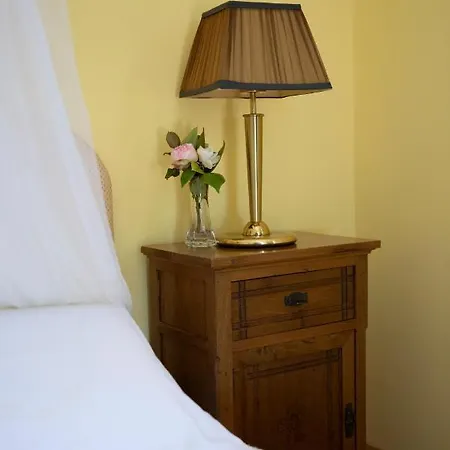 Petrara Farm stay *