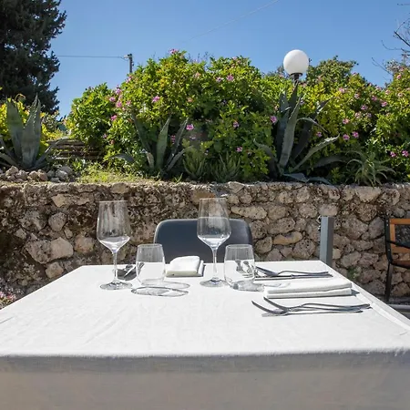 Petrara Farm stay