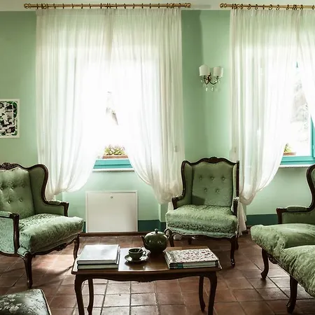 Petrara Agroturismo *